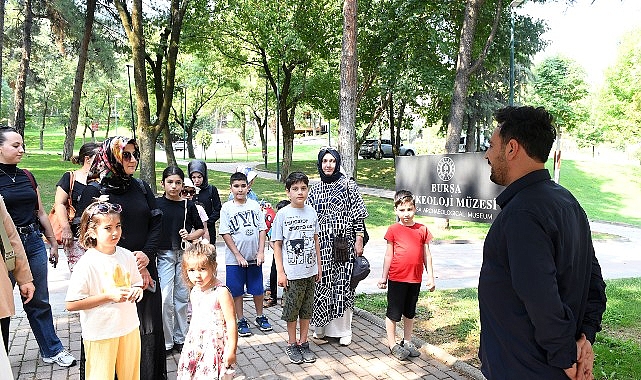 minik-arkeologlar-muzeleri-kesfediyor.jpg