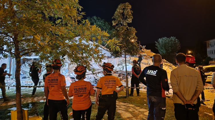 yb-4-1754911771-25-x750