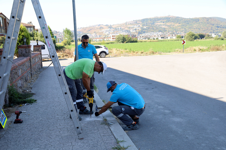 8-10-1756813830-253-x750