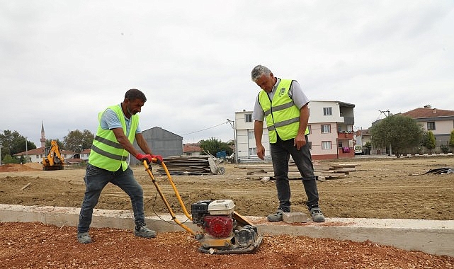 akhisar-mahallesinde-inegolun-yeni-oksijen-deposu-icin-calismalar-basladi.jpg