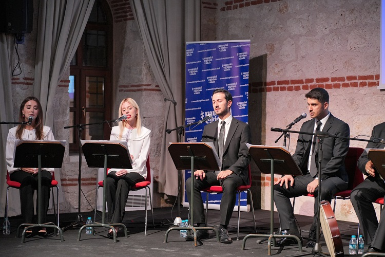 dsc01020-1759179030-209-x750