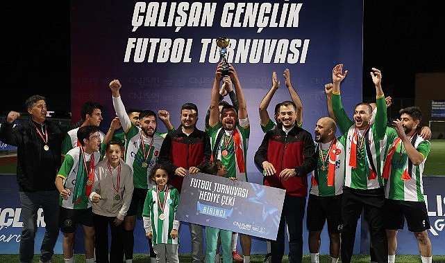 konya-buyuksehir-calisan-genclik-turnuvasinda-dostluk-kazandi.jpg