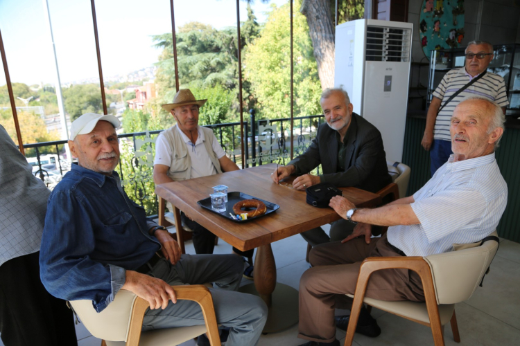 sayginlar-kulubunde-dostluk-baglari-gucleniyor-4-1759252073-764-x750