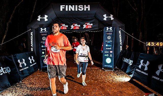 under-armour-gece-kosulari-18-kez-start-alacak.jpg
