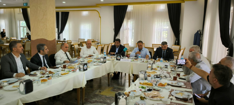 whatsapp-image-2025-09-04-at-18-13-18-1-1757002051-220-x750