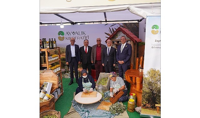 ayvalikta-zeytin-ve-zeytinyagi-buyuk-festival-pazari-acildi.jpg