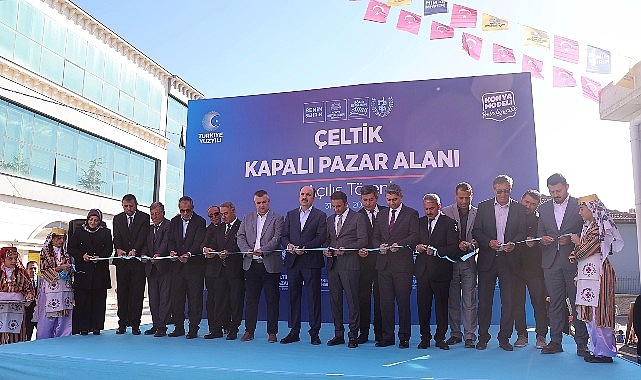 baskan-altay-102-milyon-lira-bedelle-celtike-kazandirilan-kapali-pazar-yerinin-acilisini-yapti.jpg