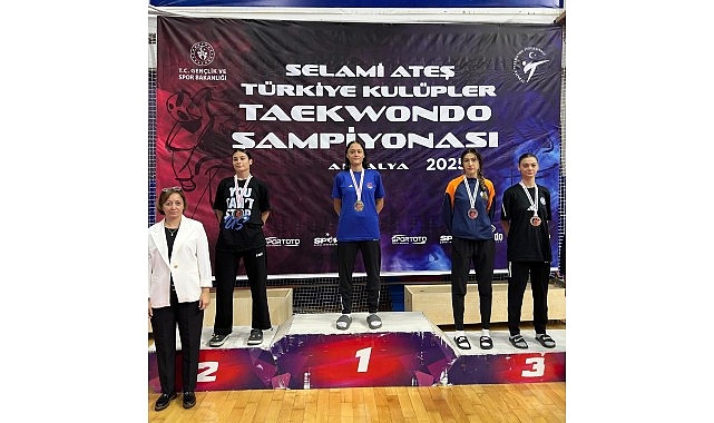 osmangazili-taekwondocudan-bronz-madalya.jpg