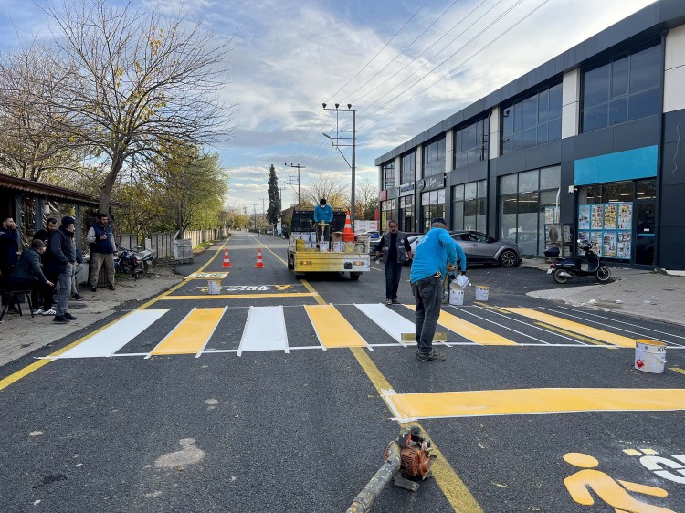 16-3-1764343995-323-x750