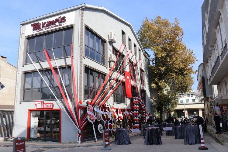 img-0008-1762170103-218-x750