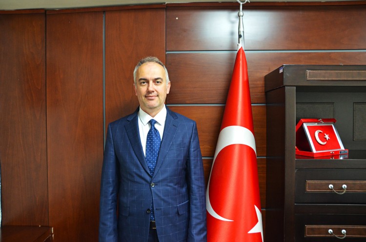 uzm-dr-mustafa-cetin-1761984044-923-x750