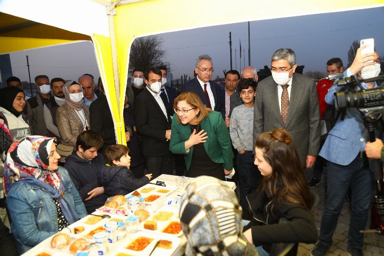 Başkan Şahin Gazianteplilerle iftarda buluştu
