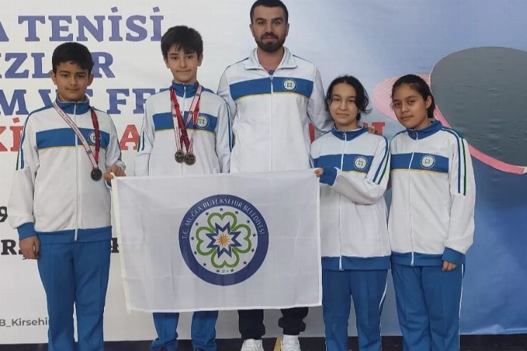Muğla Büyükşehir masa tenisi sporcusu Türkiye 3’üncüsü oldu