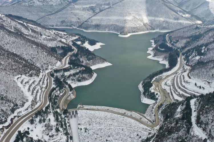 Bursa’nın barajlarında kar bereketi