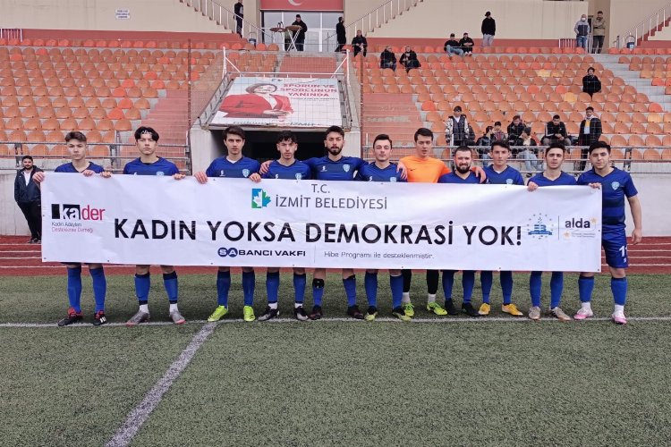 Futbol takımlarından ortak mesaj “Kadın Yoksa Demokrasi Yok”