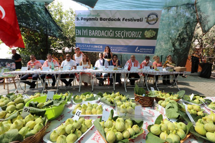 İzmir’de Payamlı Bardacık Festivali’ne büyük ilgi