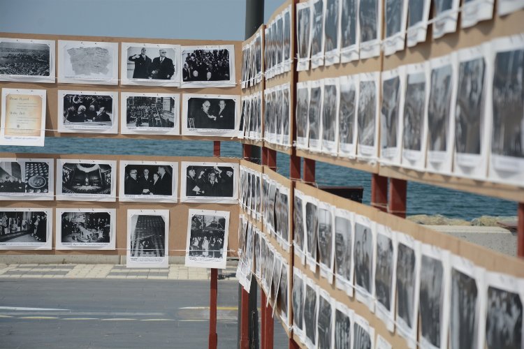 Bursa Gemlik’te Celal Bayar fotoğrafları sergileniyor