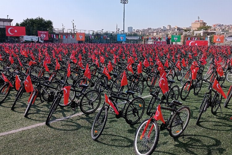 Gazi şehirli gençlere 100 bin bisiklet
