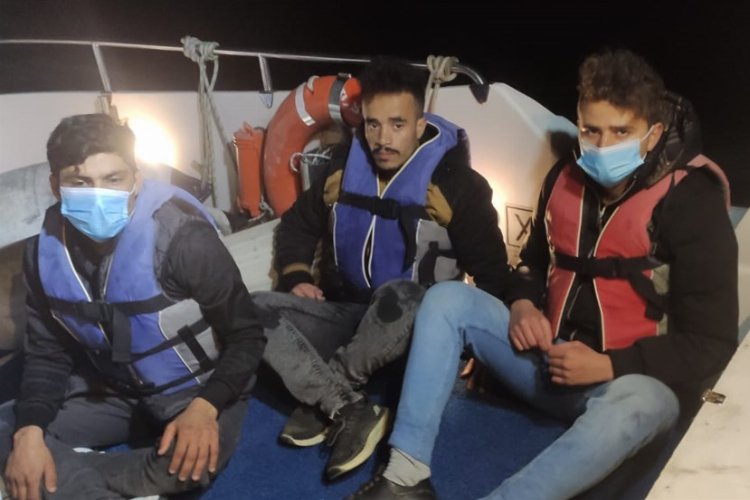 Muğla Bodrum’da 38 düzensiz göçmen kurtarıldı