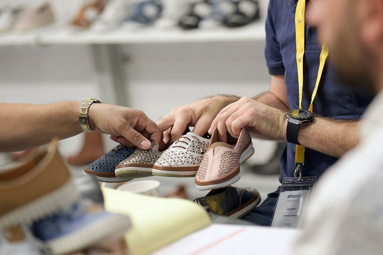 Ayakkabı ve çanta sektörü İzmir’de buluşacak